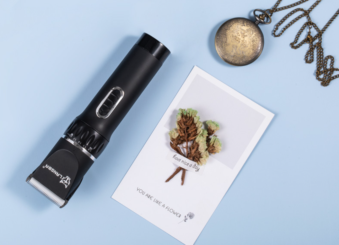 P45 Akumulátorový stroj na stříhání zvířat